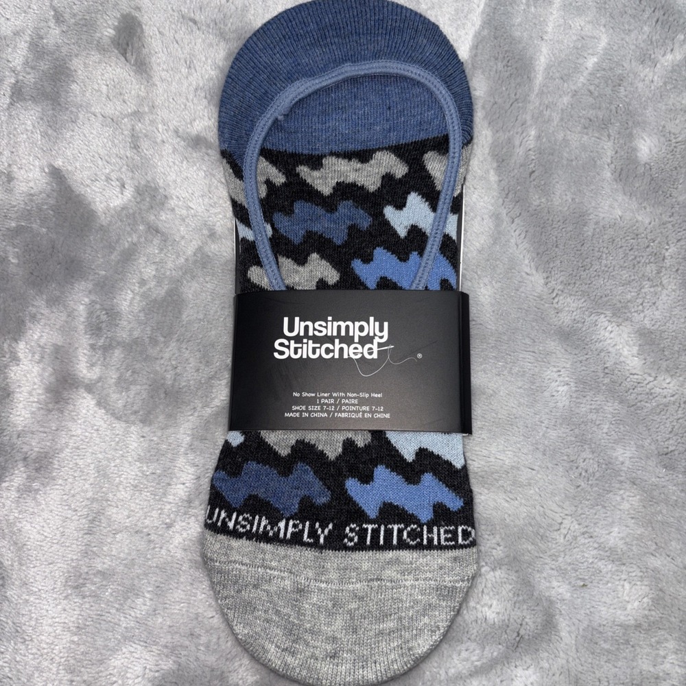 Unsimply Stitched Blue Multi "Comic Wave" no-show socks. NWT 7-12